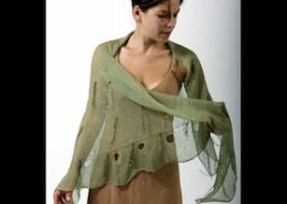 Anna Shapiro, fiber artist in Charlottesville, VA, creates hand loomed, elegant and contemporary scarves, shawls and dresses.